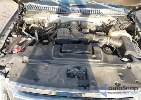 2011 Ford Expedition Xlt/King Ranch z USA, uszkodzony, nr VIN 1FMJU1J52BEF53873